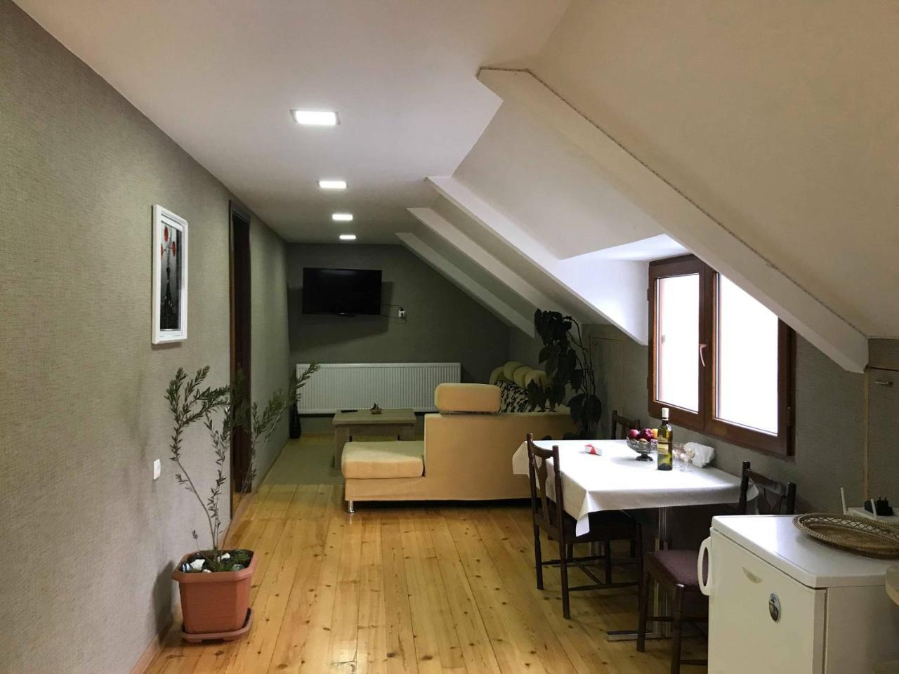 Anano'S Guesthouse Боржоми Екстериор снимка